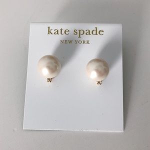 Kate Spade pearl earrings with gem